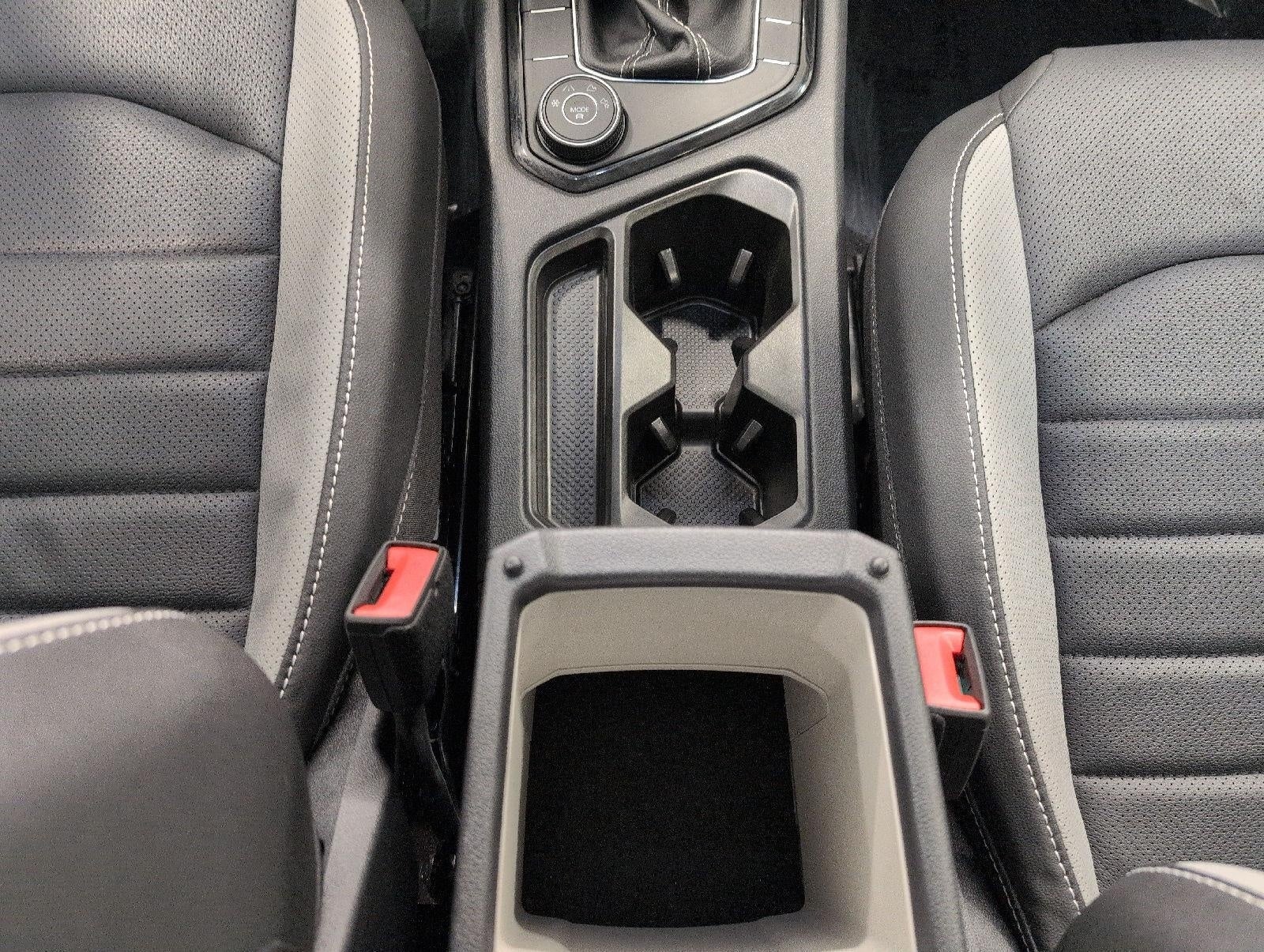 2023 Volkswagen Taos SEL 4MOTION