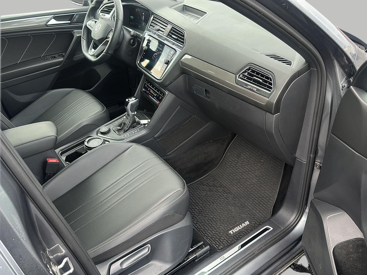 2023 Volkswagen Tiguan 2.0T SE R-Line Black 4MOTION