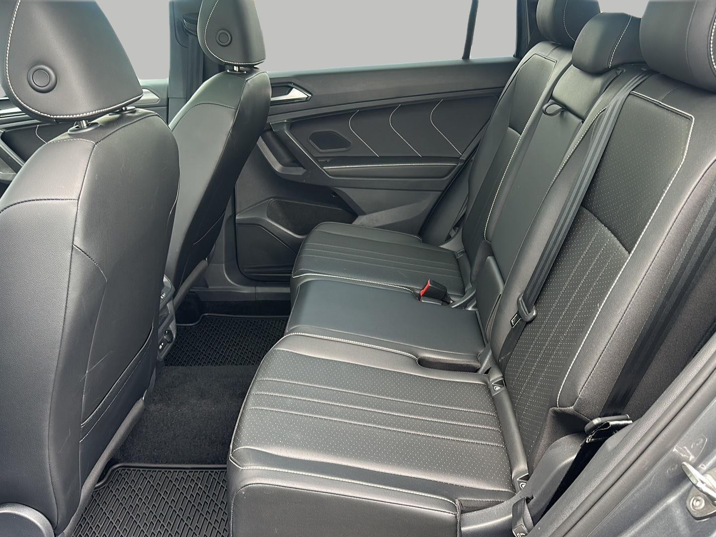 2023 Volkswagen Tiguan 2.0T SE R-Line Black 4MOTION