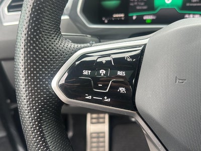 2022 Volkswagen Tiguan 2.0T SE R-Line Black 4MOTION