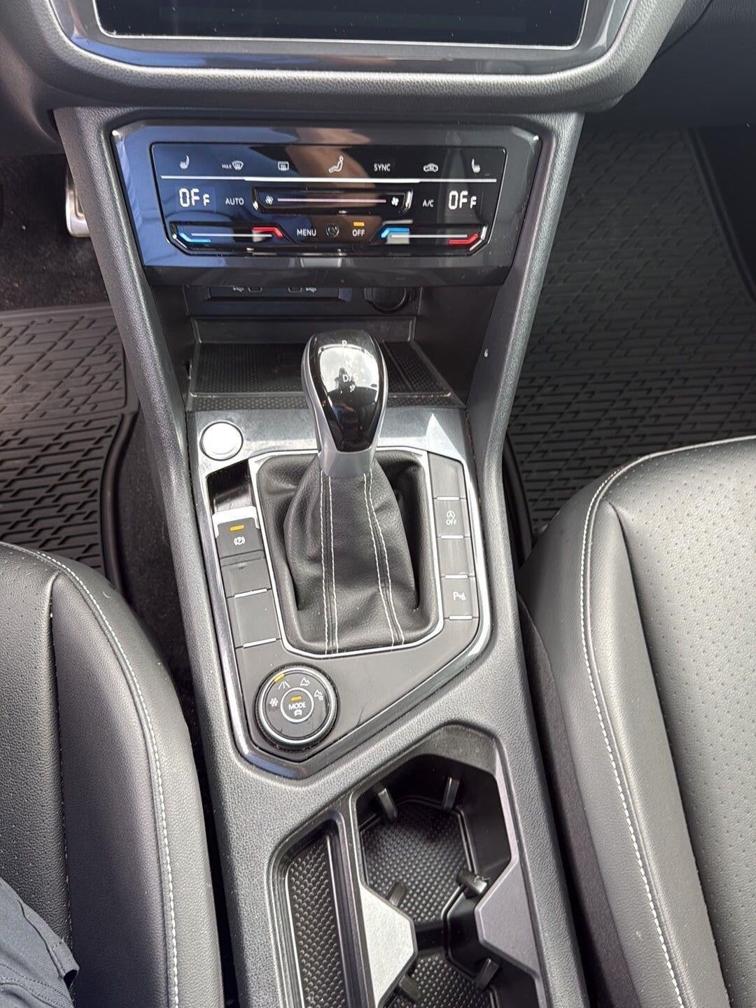 2024 Volkswagen Tiguan 2.0T SE R-Line Black 4MOTION