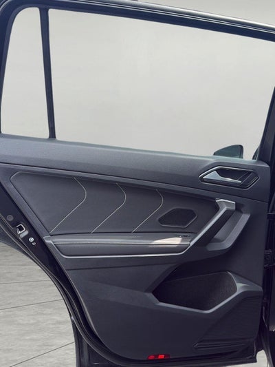 2024 Volkswagen Tiguan 2.0T SE R-Line Black 4MOTION
