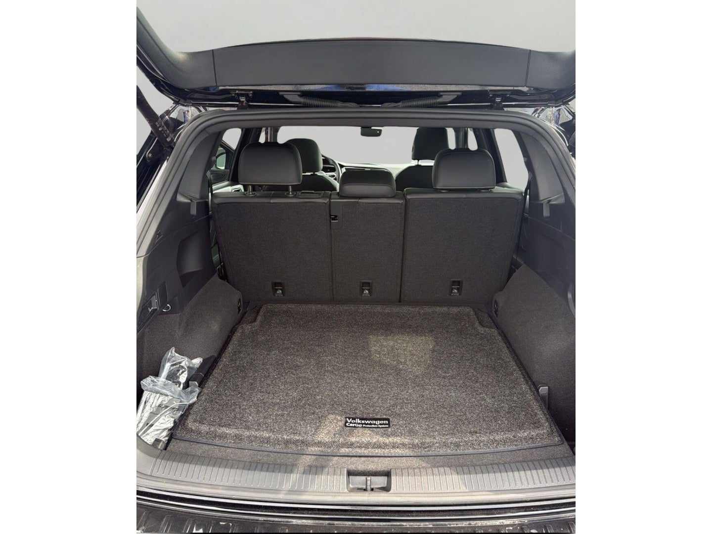 2024 Volkswagen Tiguan 2.0T SE R-Line Black 4MOTION