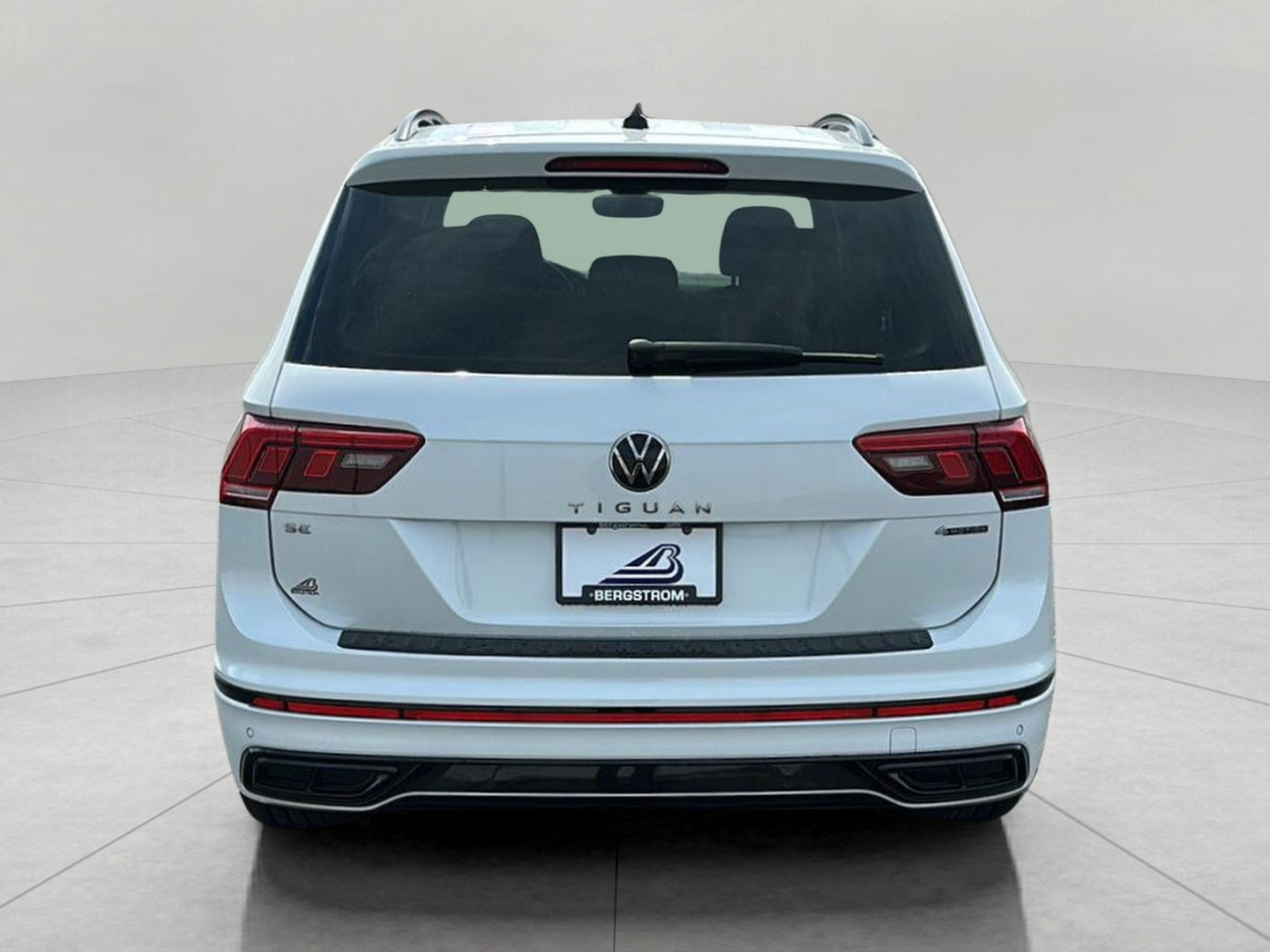 2023 Volkswagen Tiguan 2.0T SE R-Line Black 4MOTION