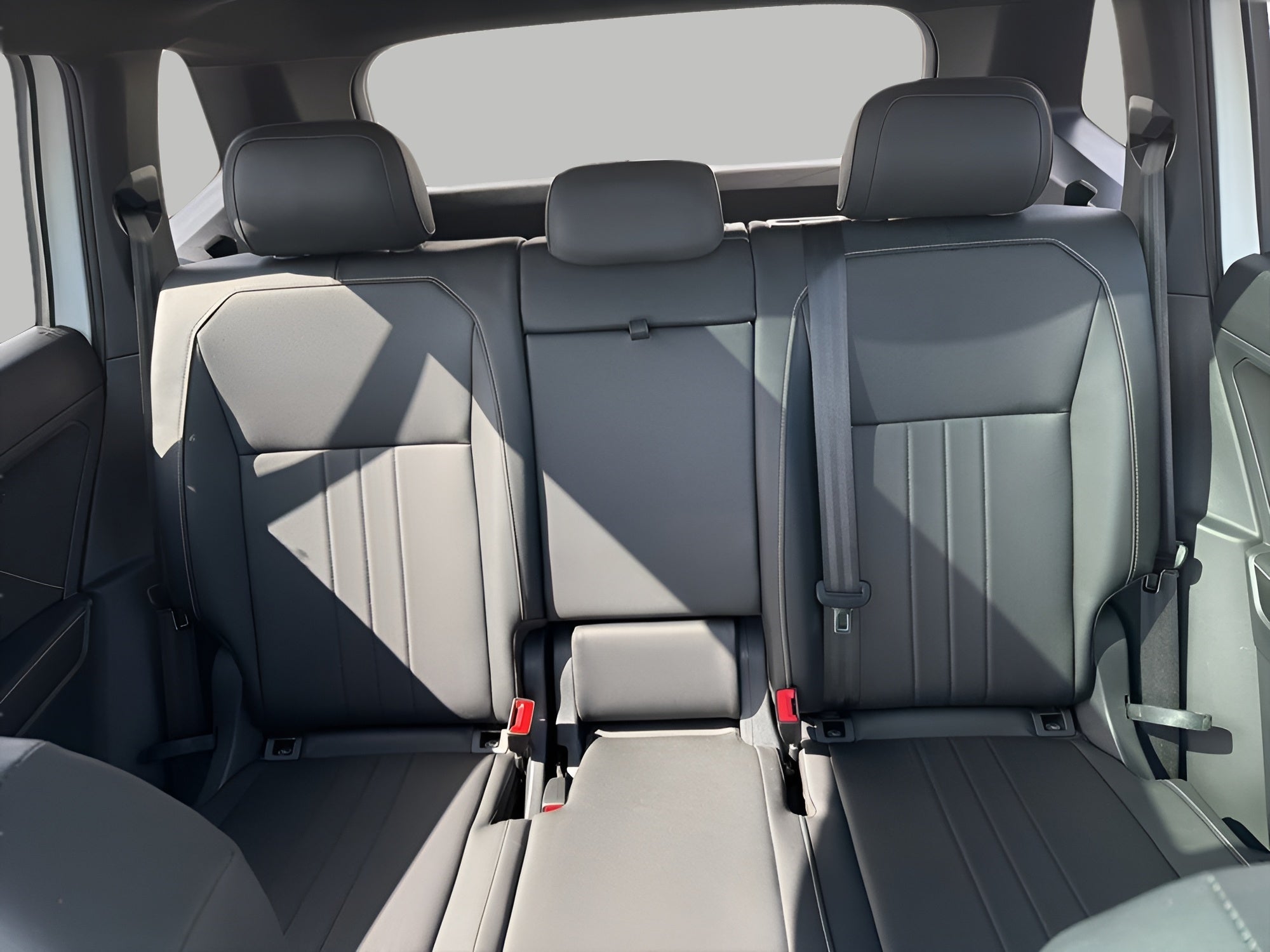 2023 Volkswagen Tiguan 2.0T SE R-Line Black 4MOTION