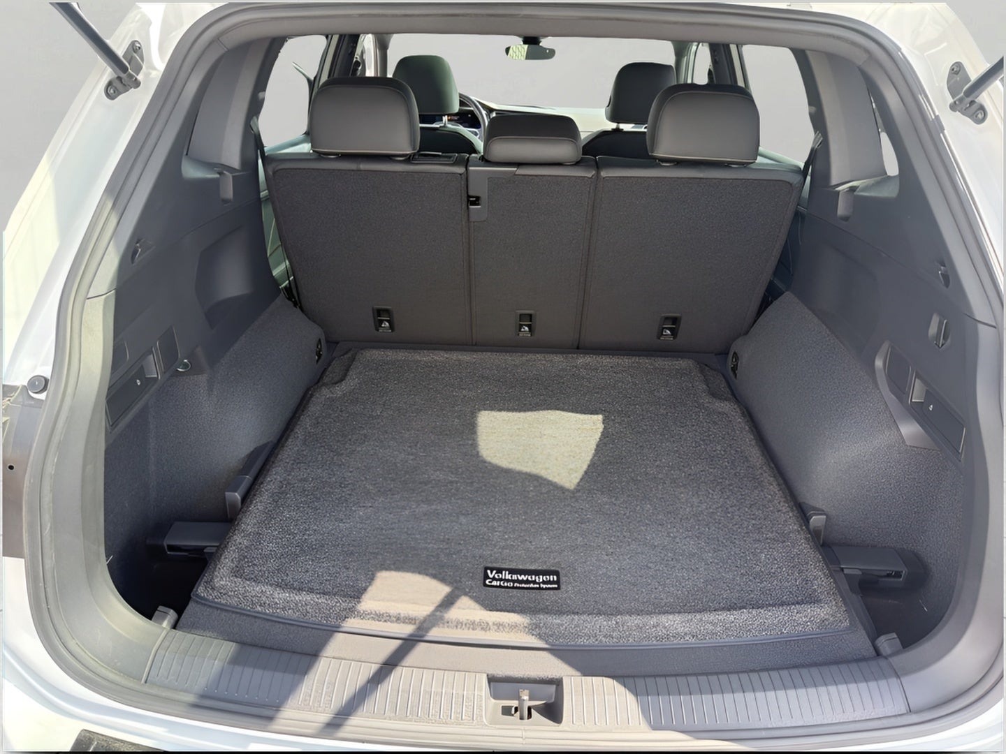 2023 Volkswagen Tiguan 2.0T SE R-Line Black 4MOTION