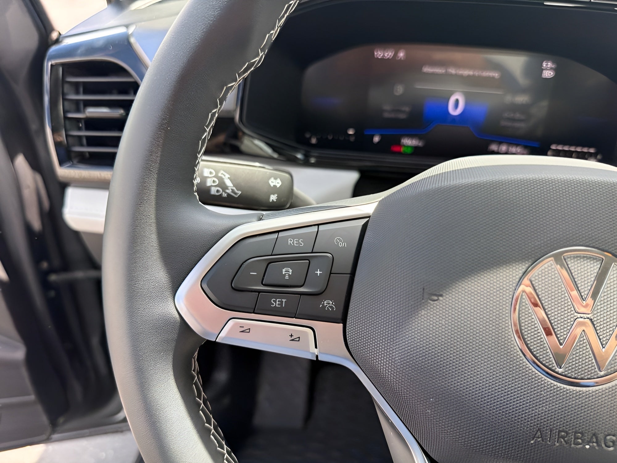 2025 Volkswagen Taos S 4MOTION