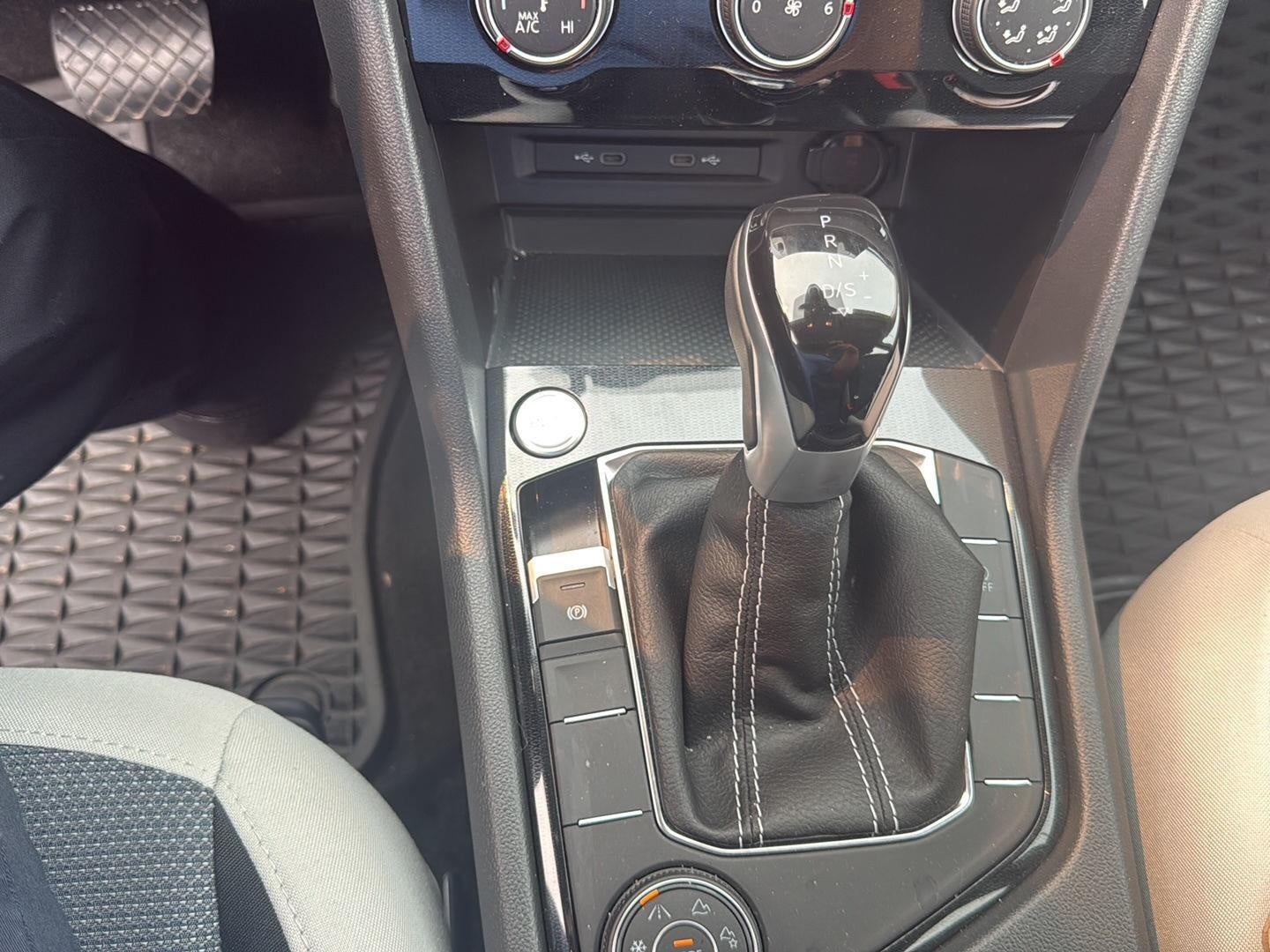 2025 Volkswagen Taos S 4MOTION