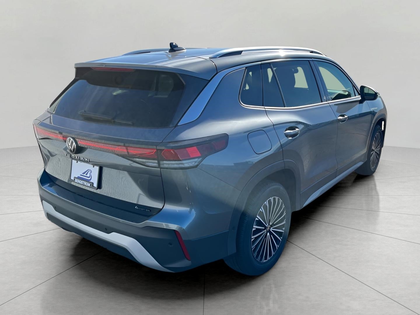 2025 Volkswagen Tiguan 2.0T S 4MOTION