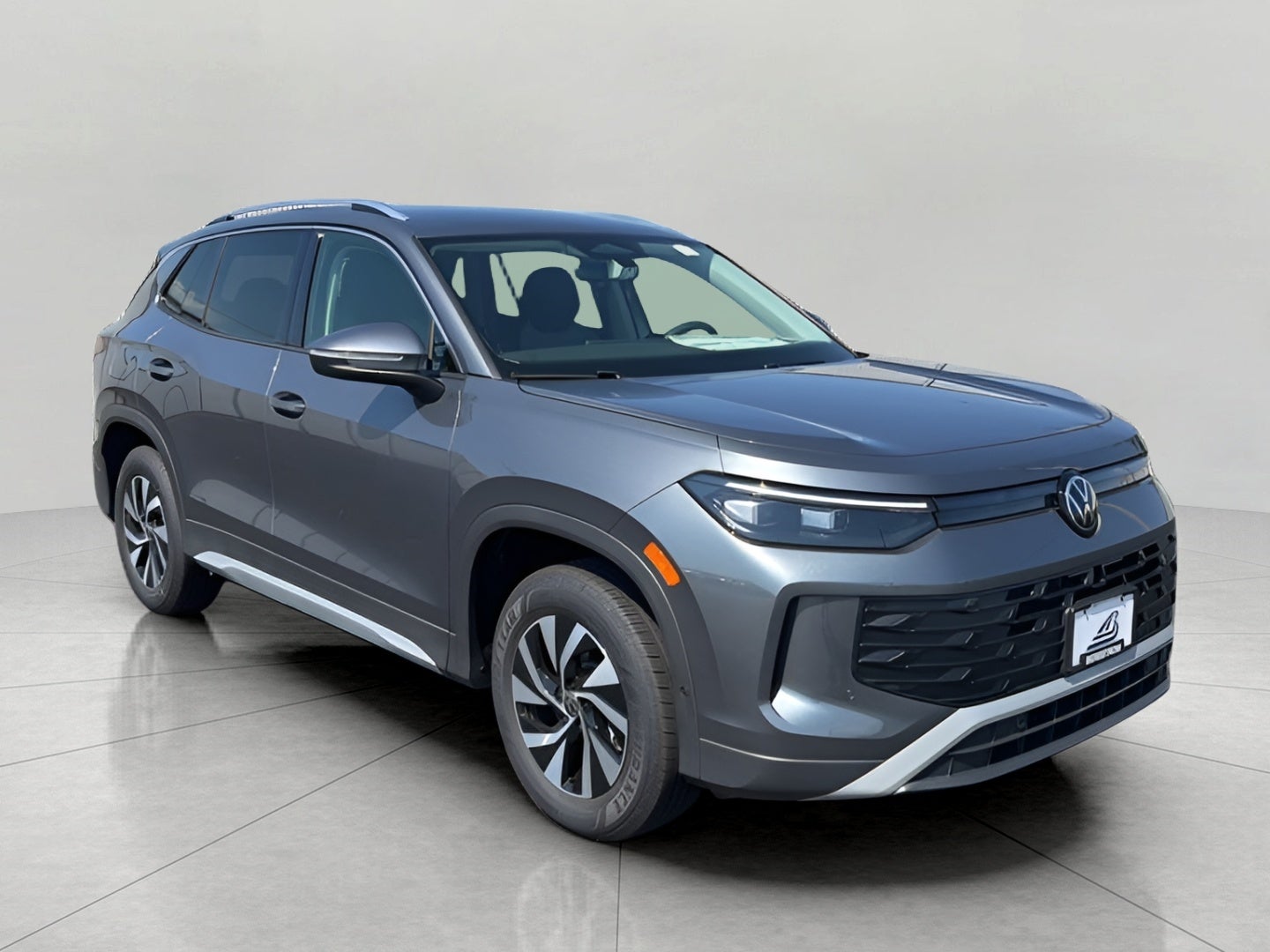 2026 Volkswagen Tiguan 2.0T S 4Motion's photo