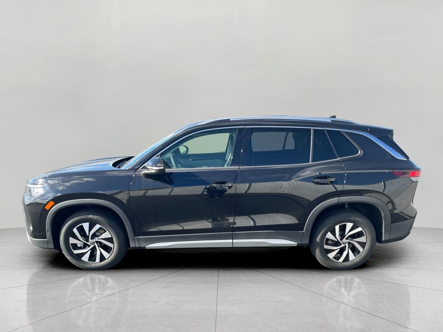 2025 Volkswagen Tiguan 2.0T S 4MOTION