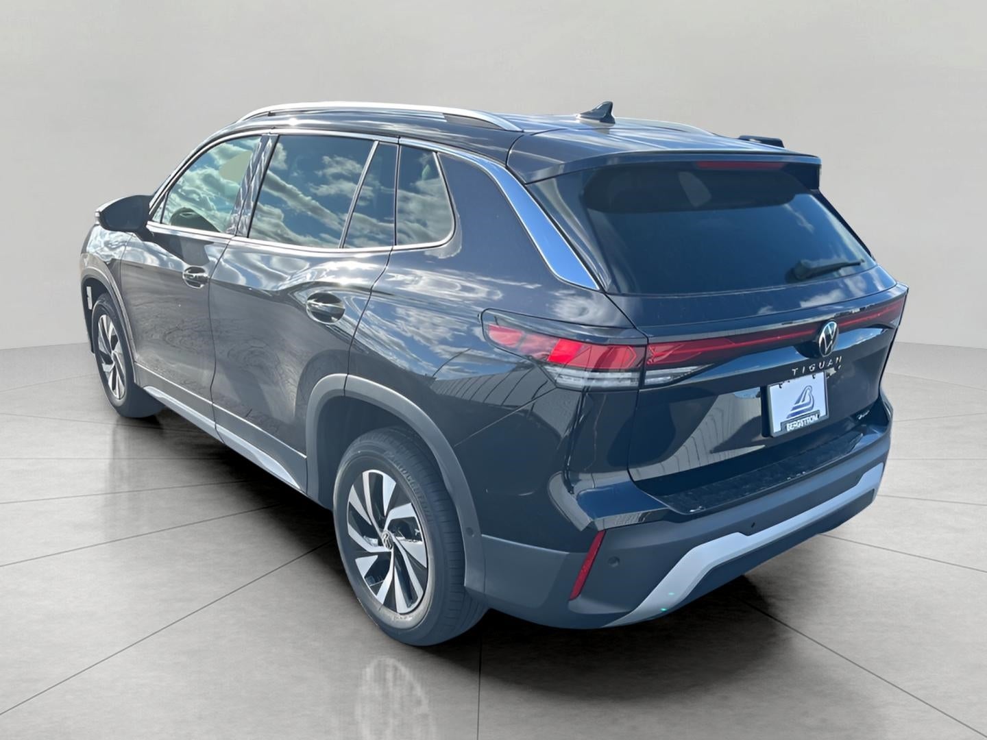 2025 Volkswagen Tiguan 2.0T S 4MOTION