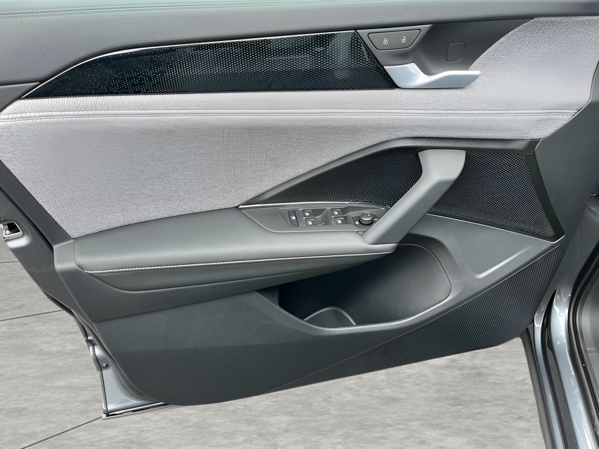 2025 Volkswagen Tiguan 2.0T S 4MOTION