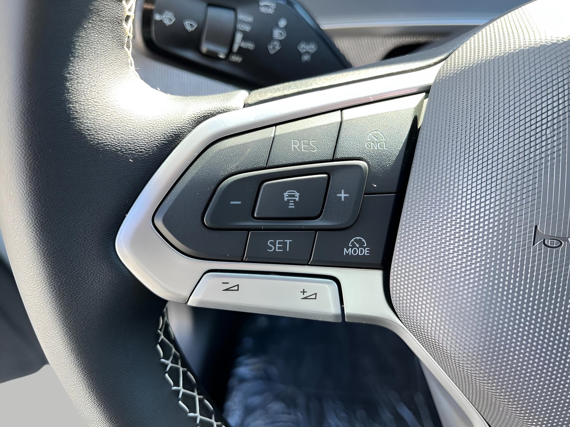 2025 Volkswagen Tiguan 2.0T S 4MOTION