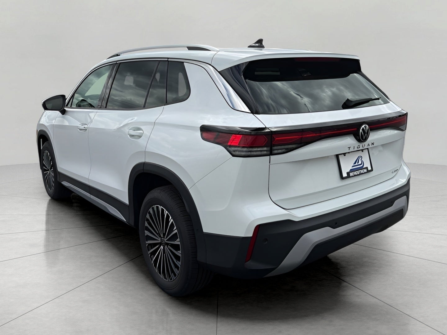 2026 Volkswagen Tiguan S 4MOTION