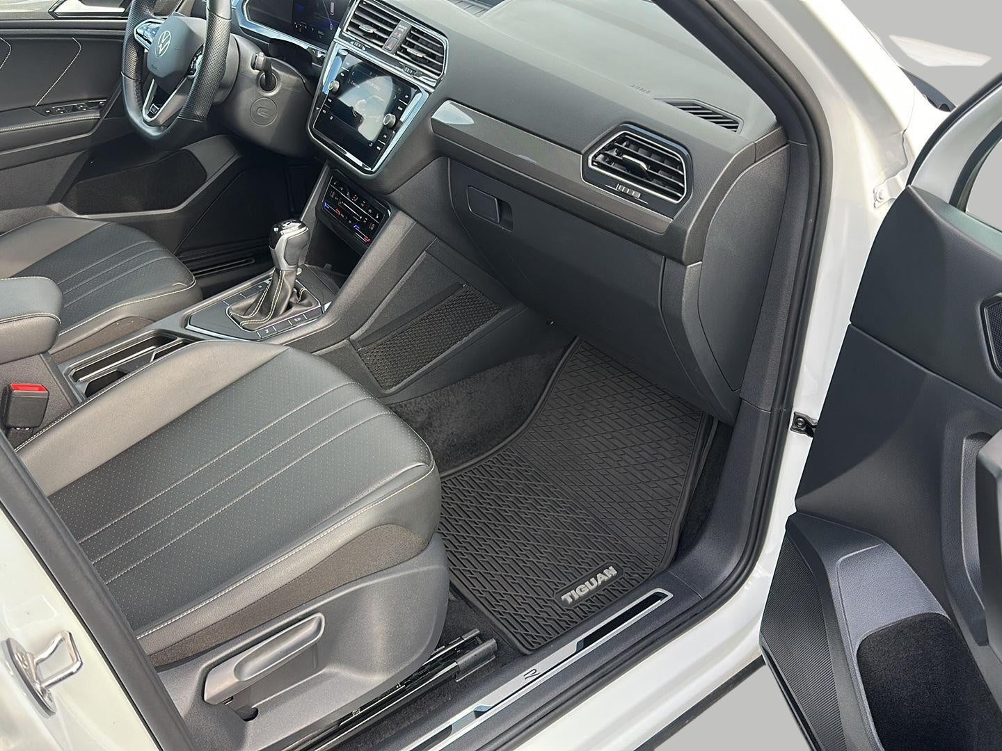 2023 Volkswagen Tiguan 2.0T SE R-Line Black FWD