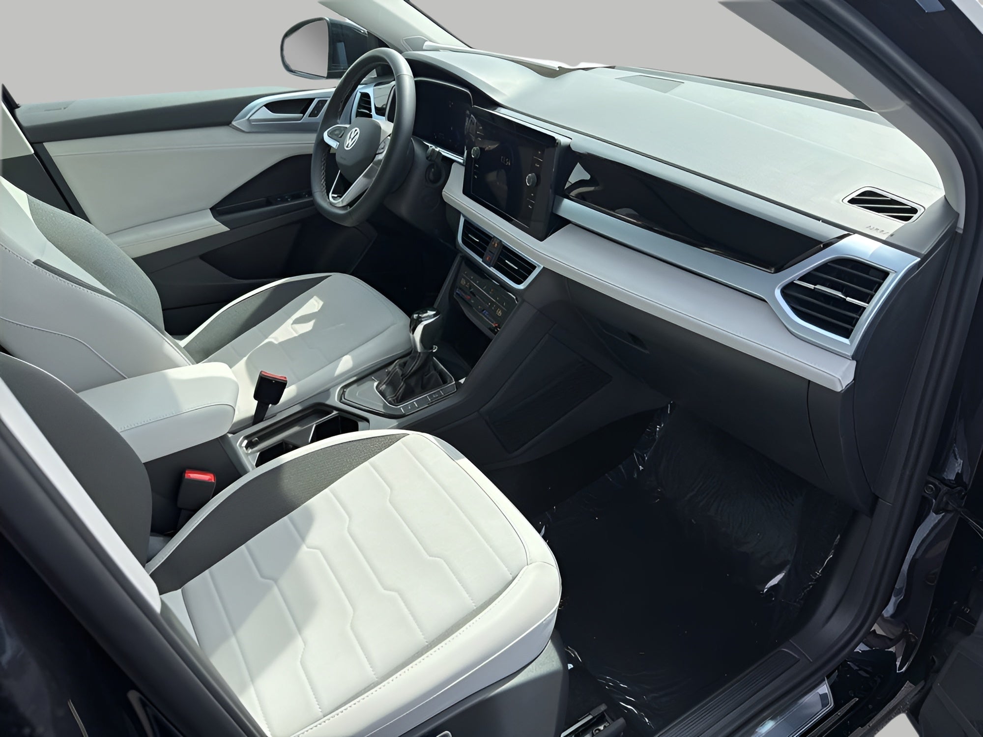 2026 Volkswagen Taos SE FWD