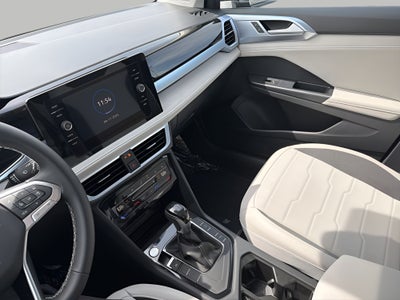 2026 Volkswagen Taos SE FWD