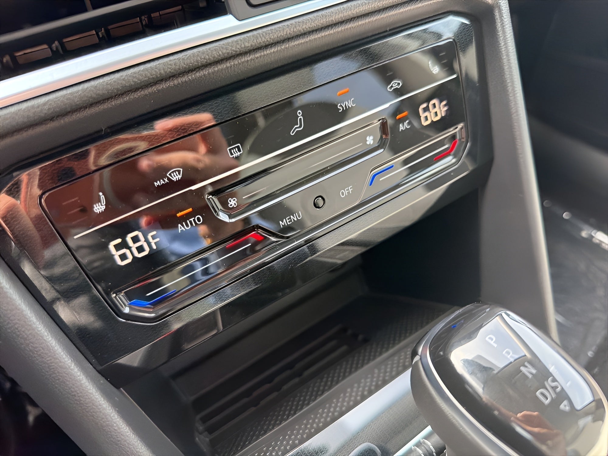 2026 Volkswagen Taos SE FWD