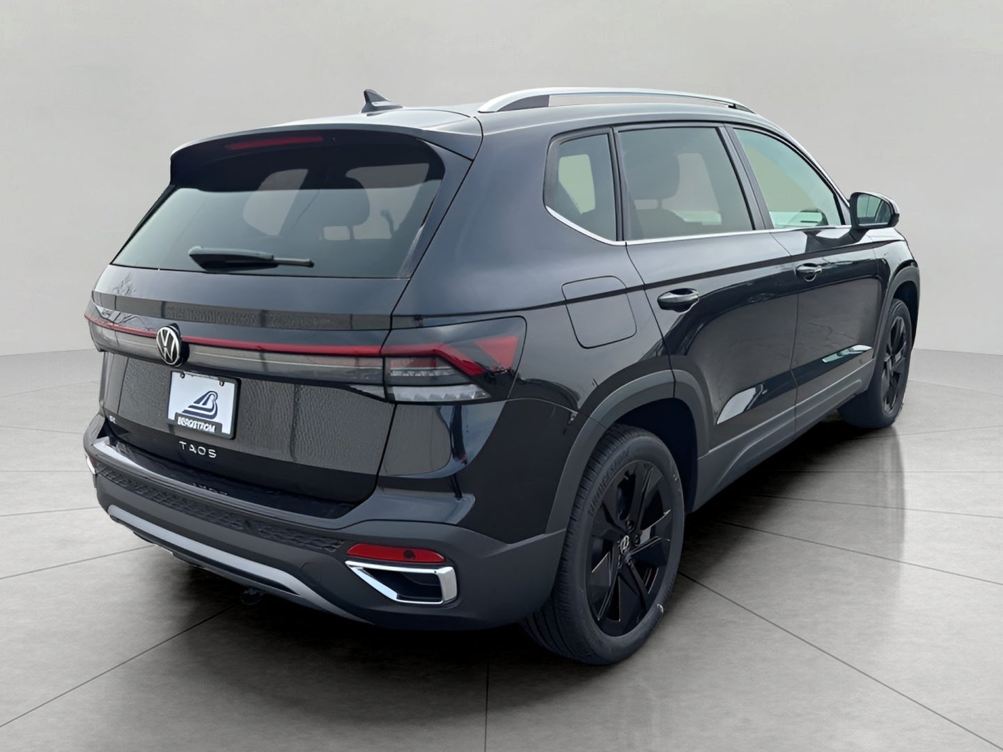 2026 Volkswagen Taos SE FWD