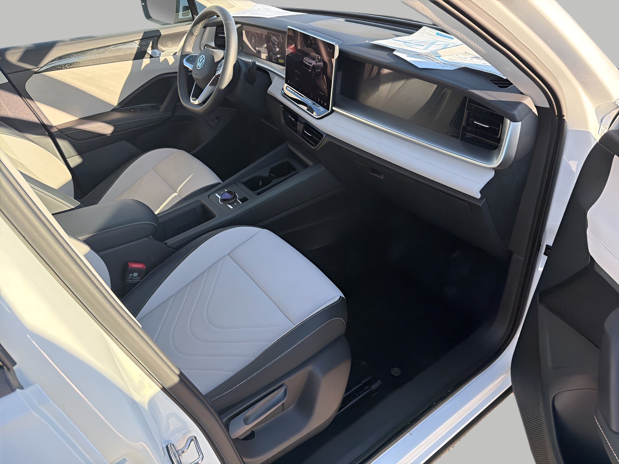 2025 Volkswagen Tiguan 2.0T SE 4MOTION