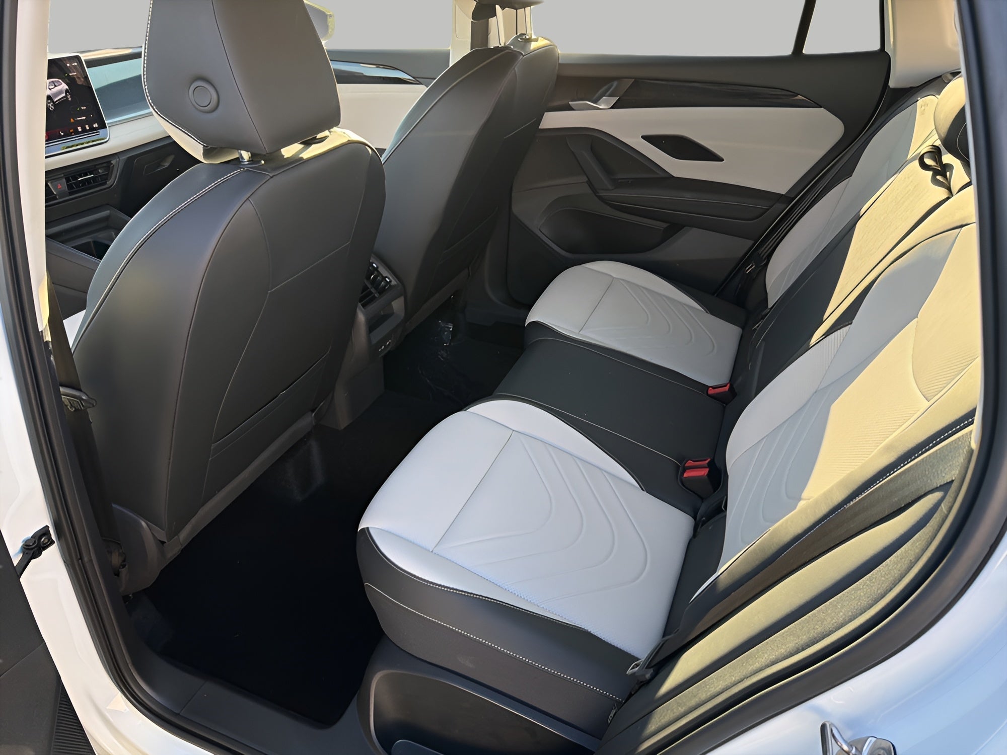 2025 Volkswagen Tiguan 2.0T SE 4MOTION