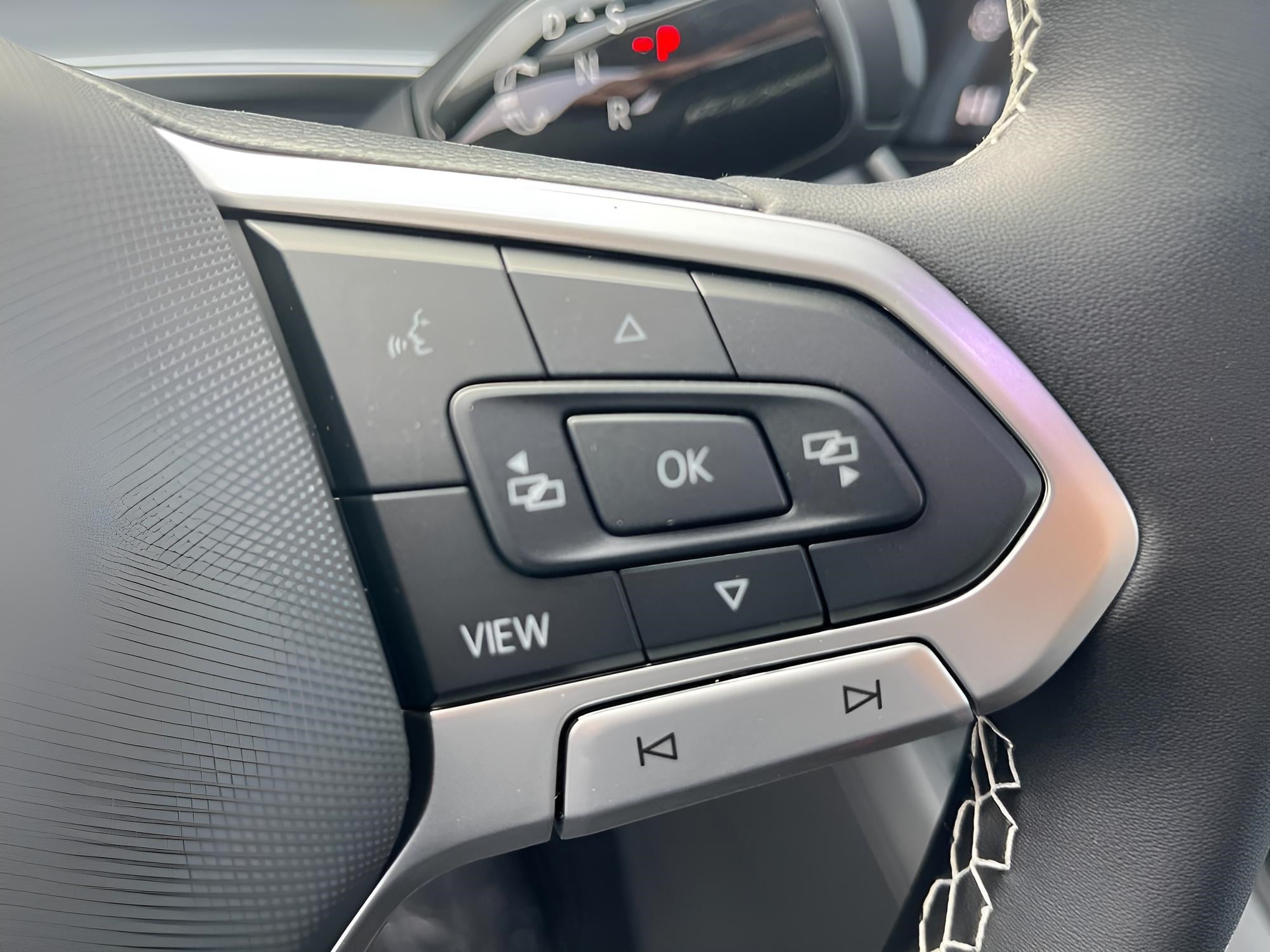 2025 Volkswagen Tiguan 2.0T SE 4MOTION