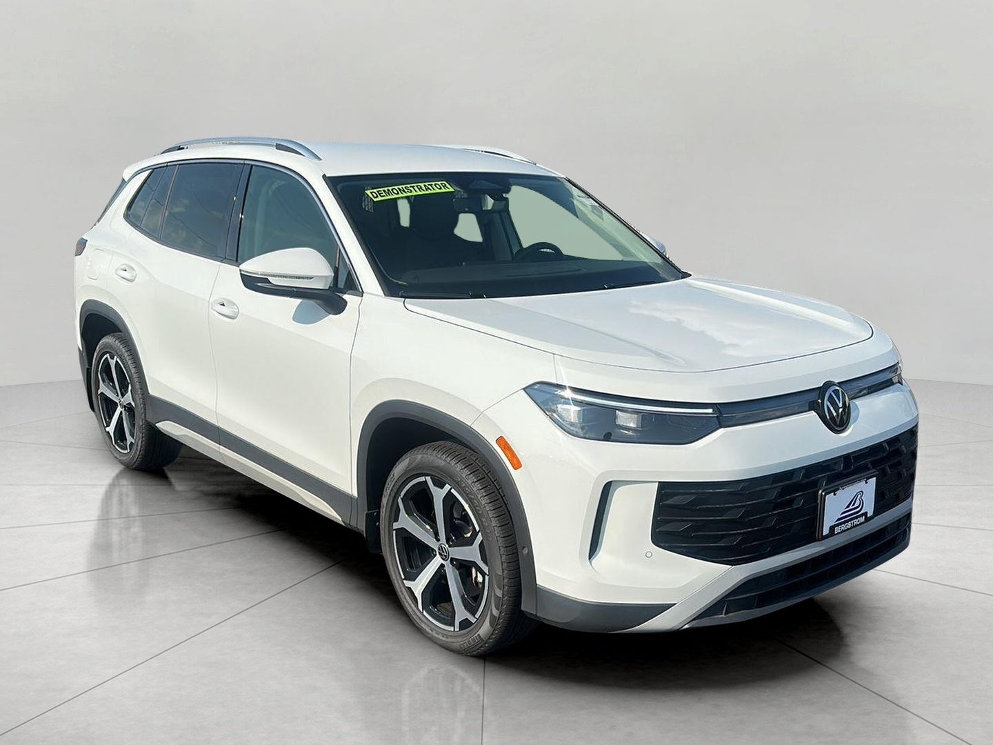 2026 Volkswagen Tiguan SE 4MOTION