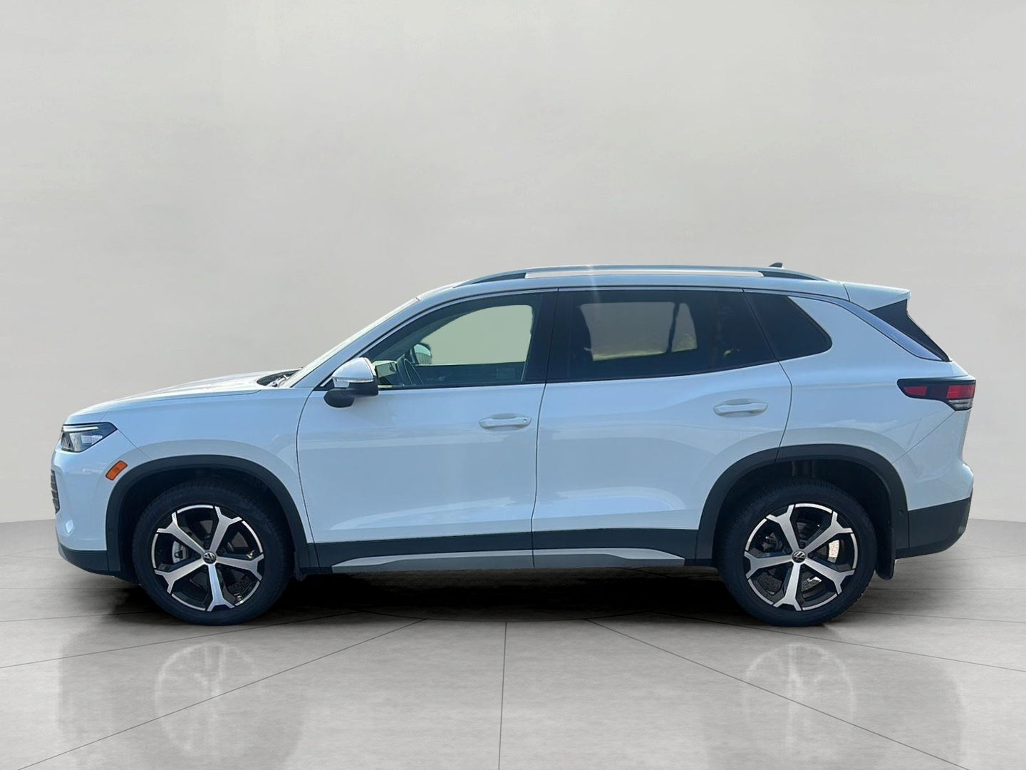2026 Volkswagen Tiguan SE 4MOTION
