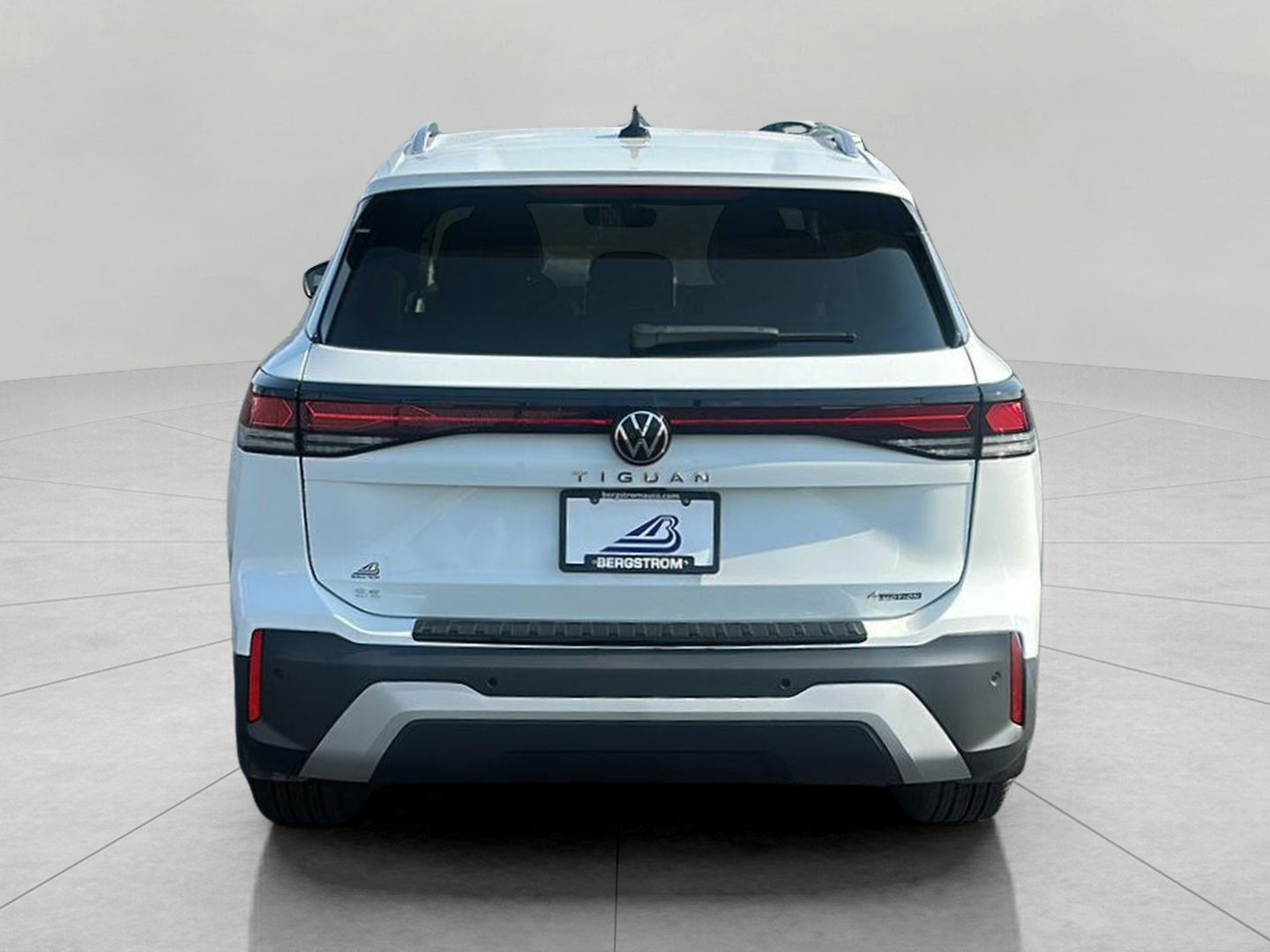 2026 Volkswagen Tiguan SE 4MOTION