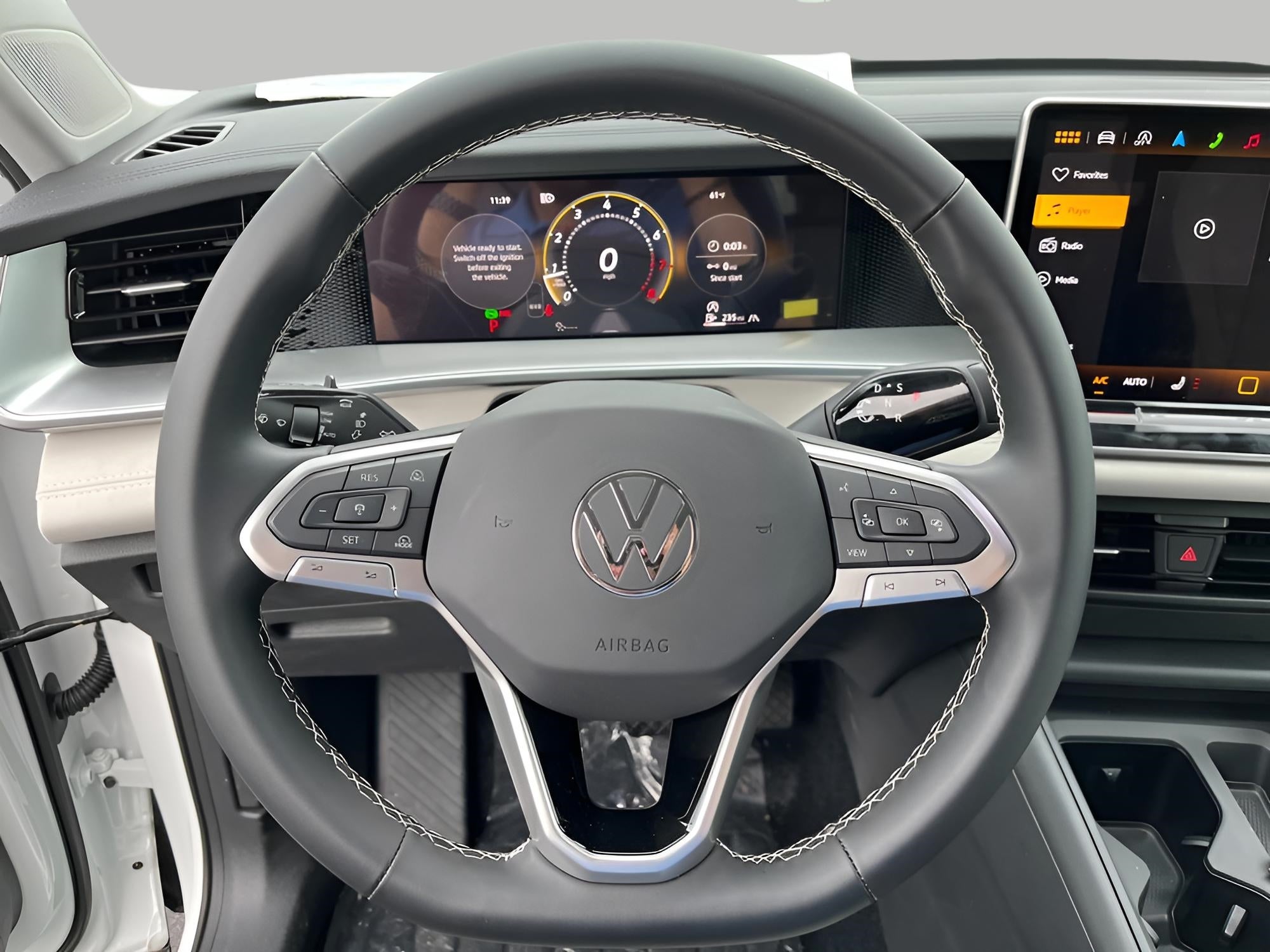 2025 Volkswagen Tiguan 2.0T SE 4MOTION