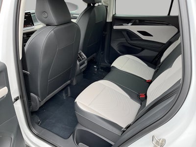 2025 Volkswagen Tiguan 2.0T SE 4MOTION