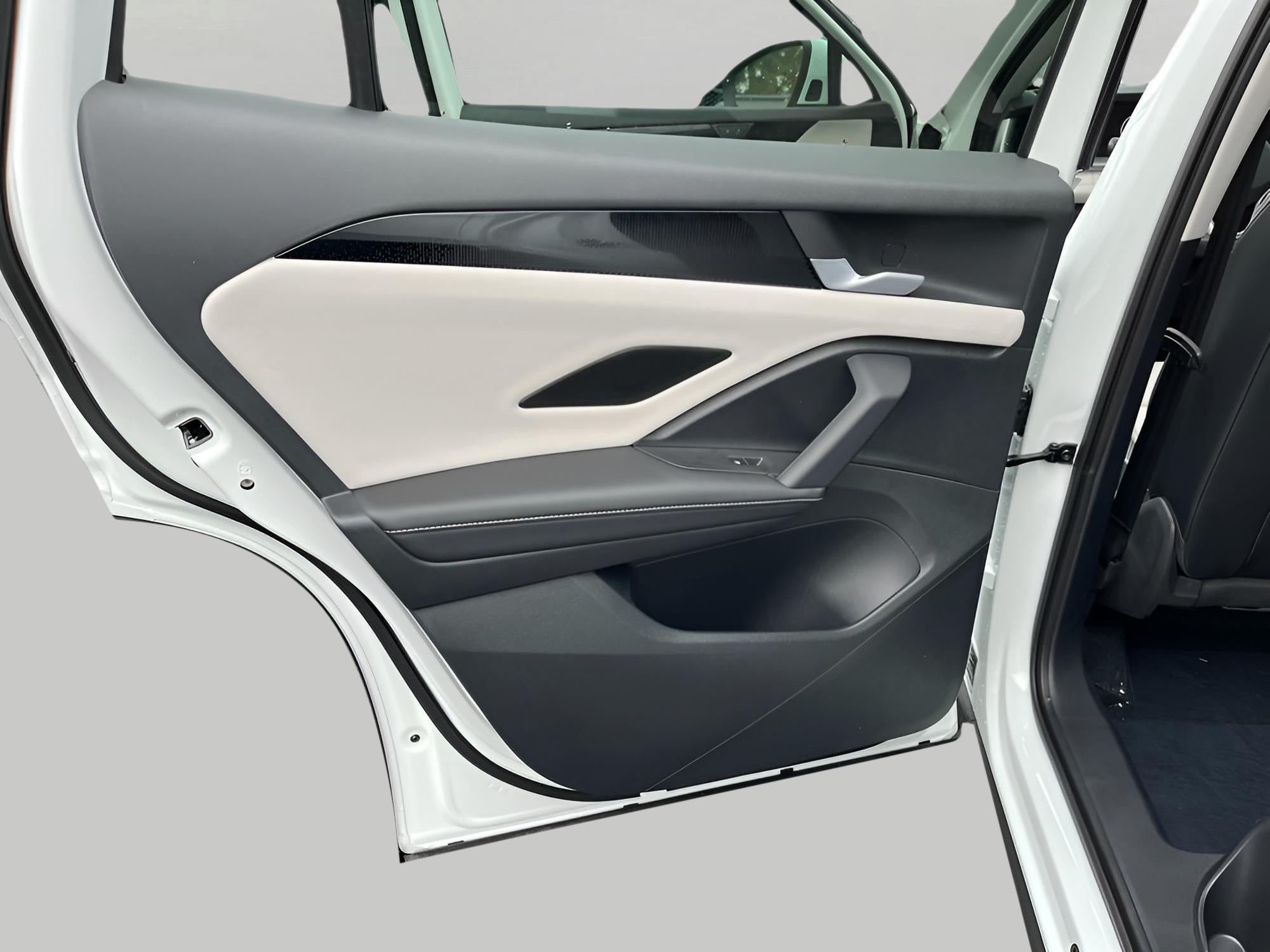 2025 Volkswagen Tiguan 2.0T SE 4MOTION