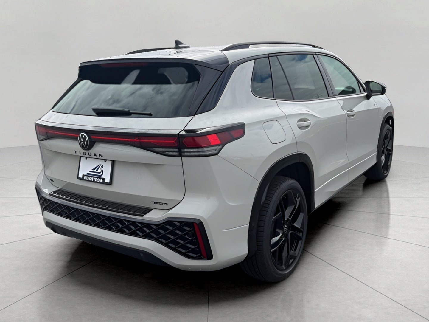 2026 Volkswagen Tiguan SE R-Line Black 4MOTION
