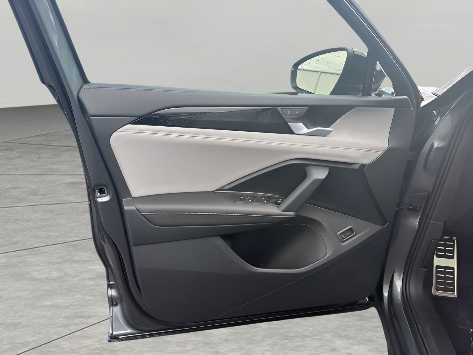 2026 Volkswagen Tiguan SE R-Line Black 4MOTION