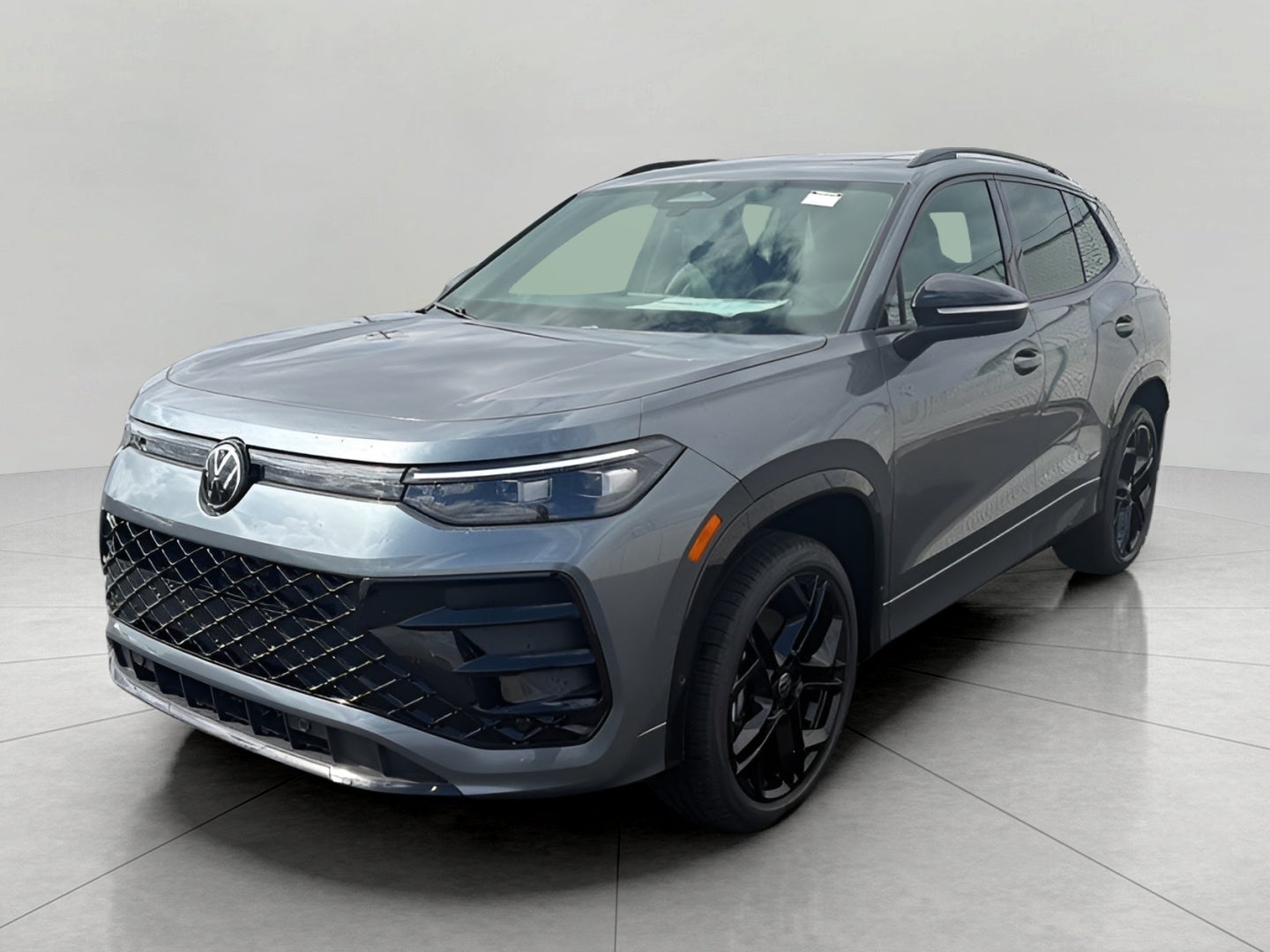 2026 Volkswagen Tiguan SE R-Line Black 4MOTION