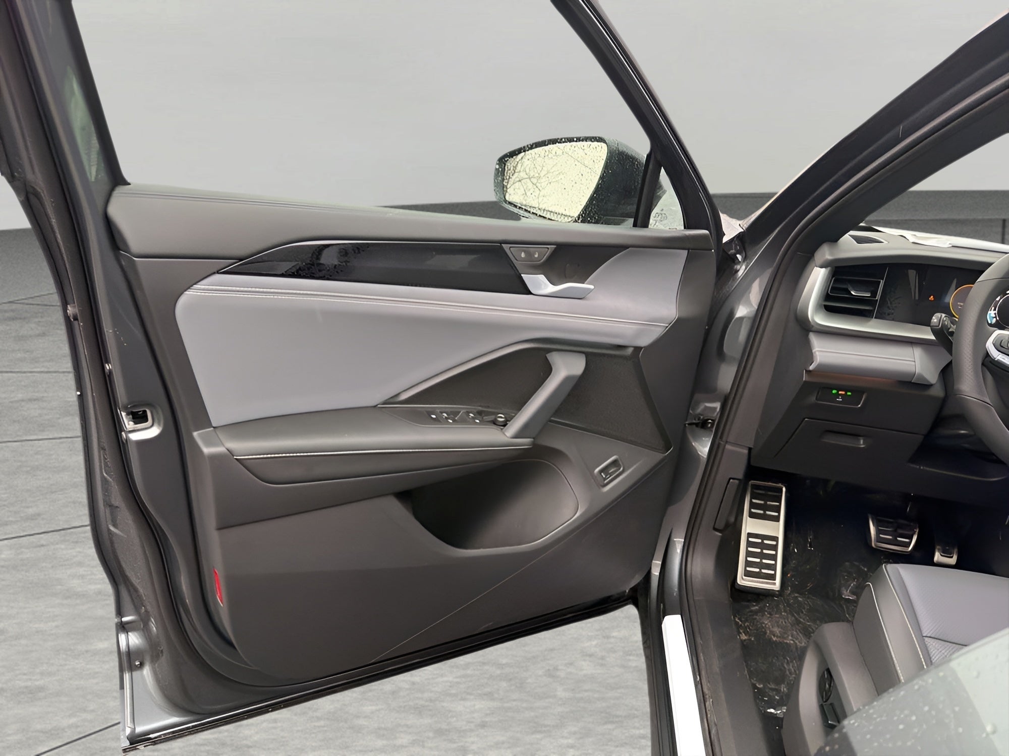 2026 Volkswagen Tiguan SE R-Line Black 4MOTION