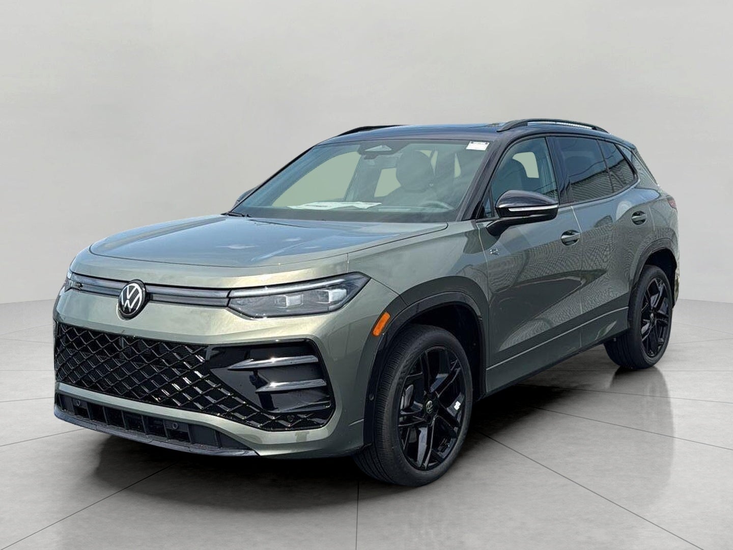 2026 Volkswagen Tiguan SE R-Line Black 4MOTION