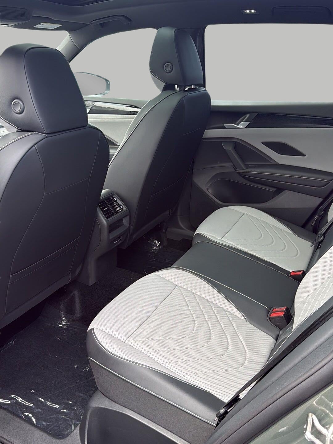 2026 Volkswagen Tiguan SE R-Line Black 4MOTION