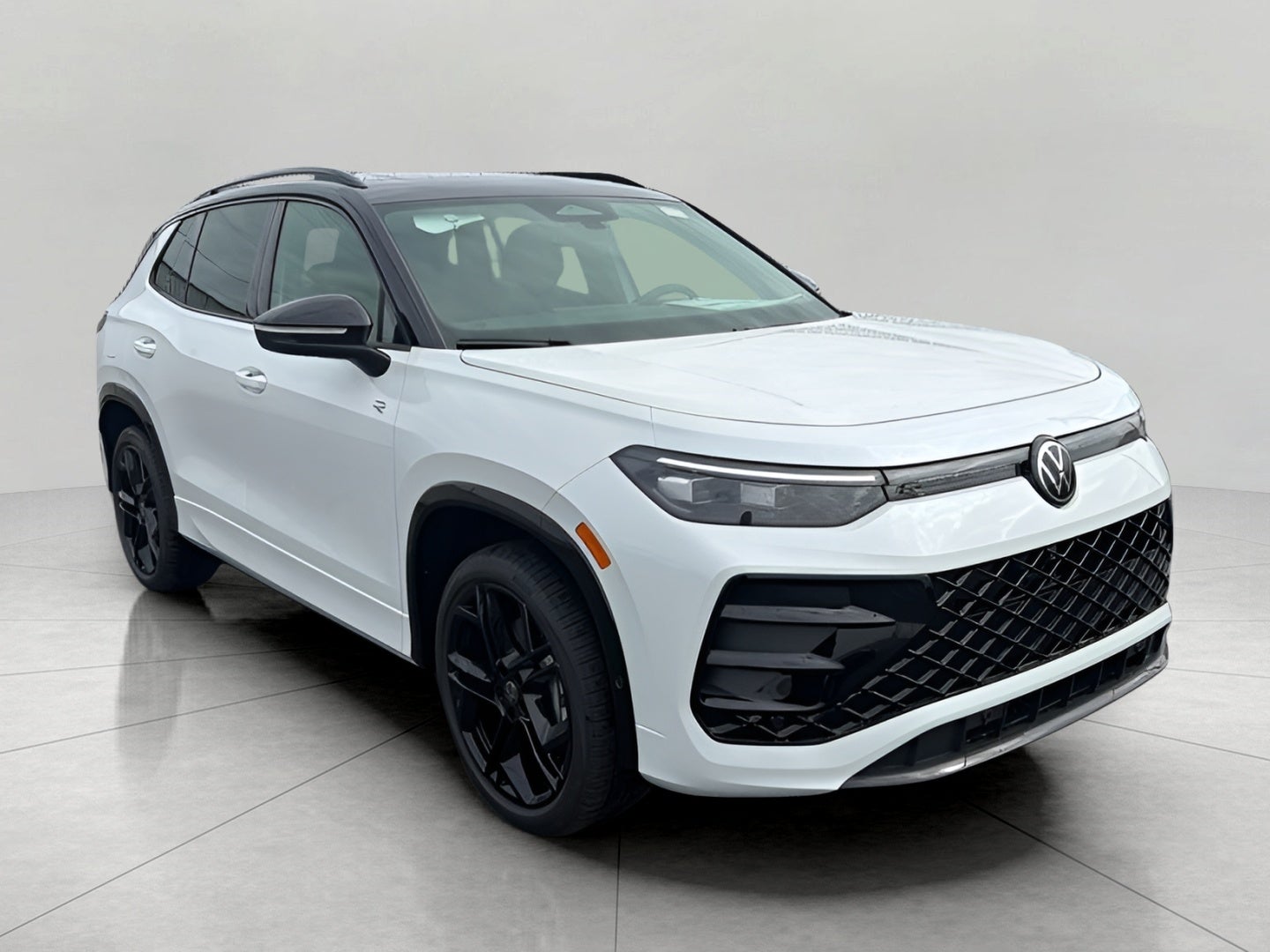 2026 Volkswagen Tiguan SE R-Line Black 4MOTION