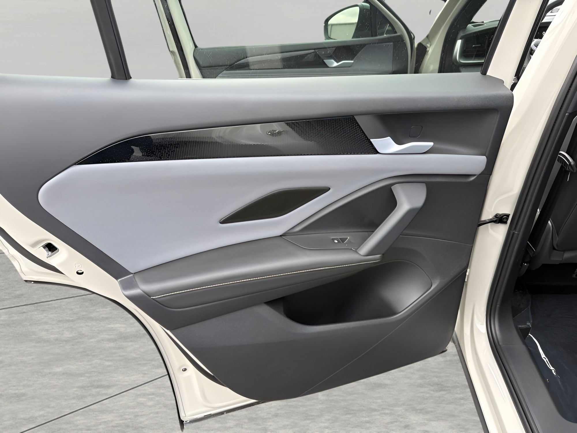 2026 Volkswagen Tiguan SE R-Line Black 4MOTION
