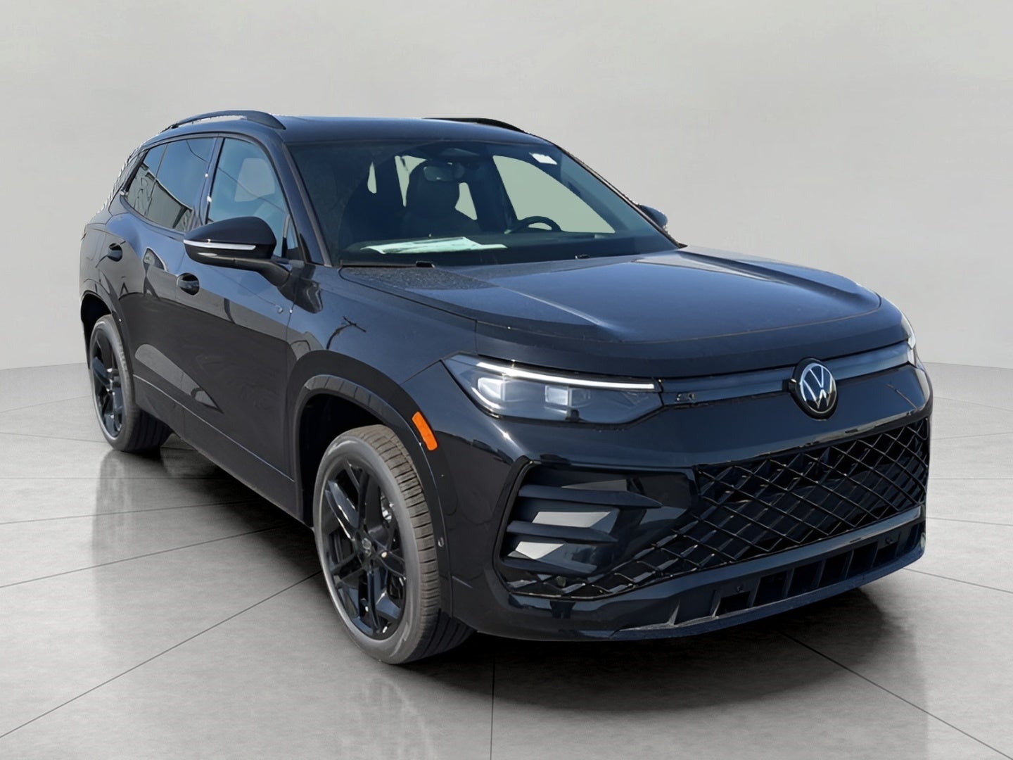2026 Volkswagen Tiguan SE R-Line Black 4MOTION