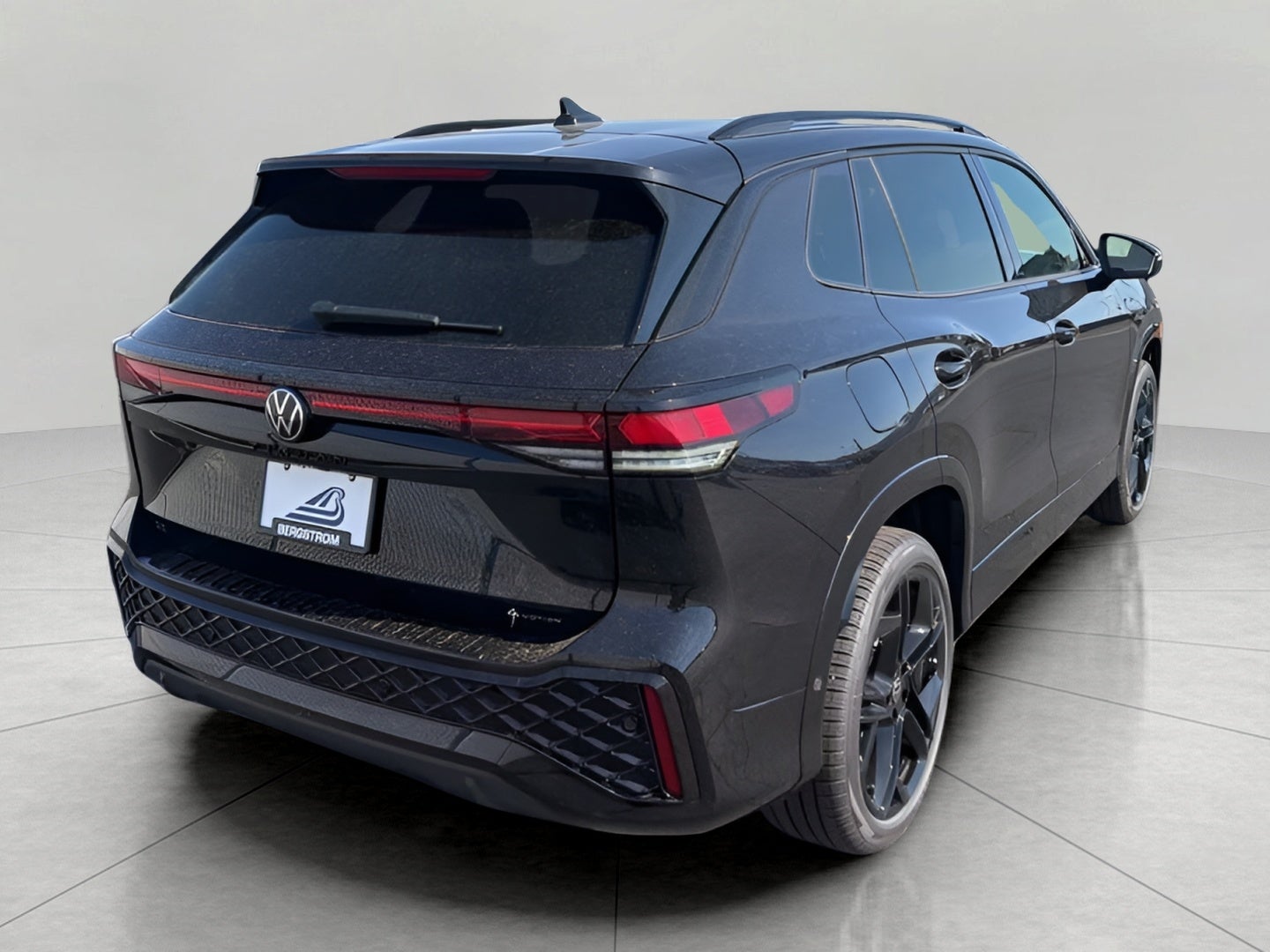 2026 Volkswagen Tiguan SE R-Line Black 4MOTION