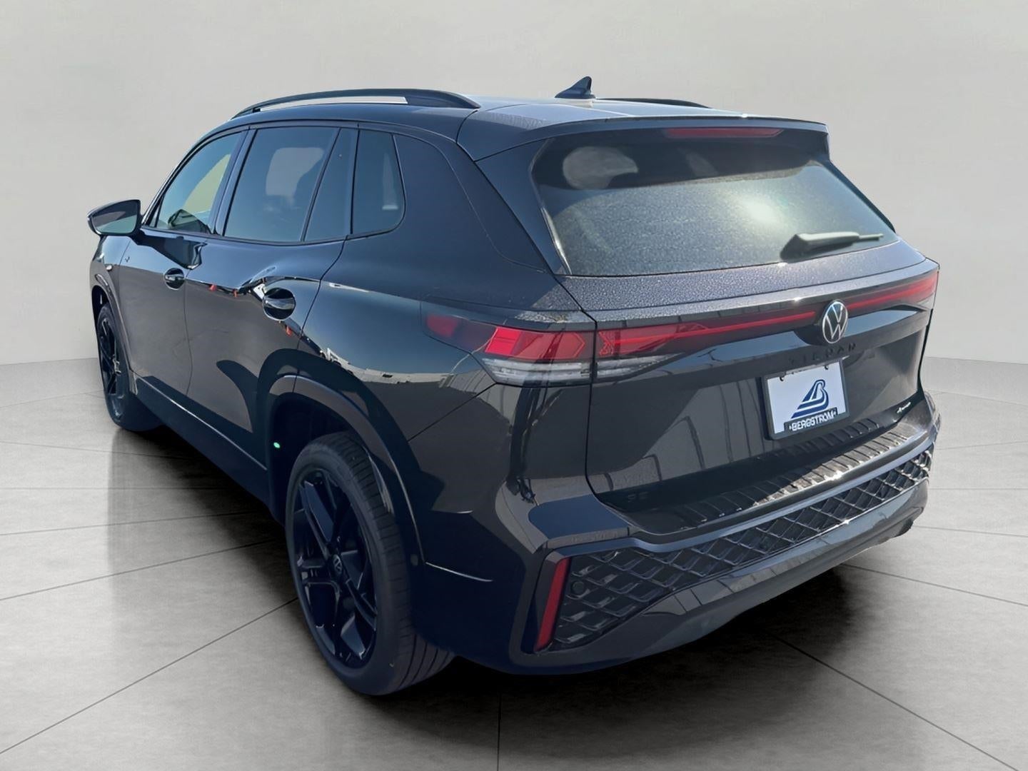 2026 Volkswagen Tiguan SE R-Line Black 4MOTION