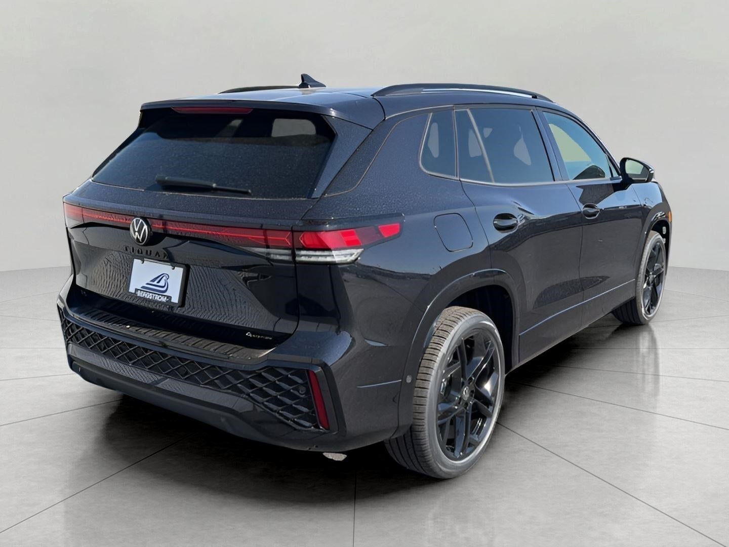 2026 Volkswagen Tiguan SE R-Line Black 4MOTION
