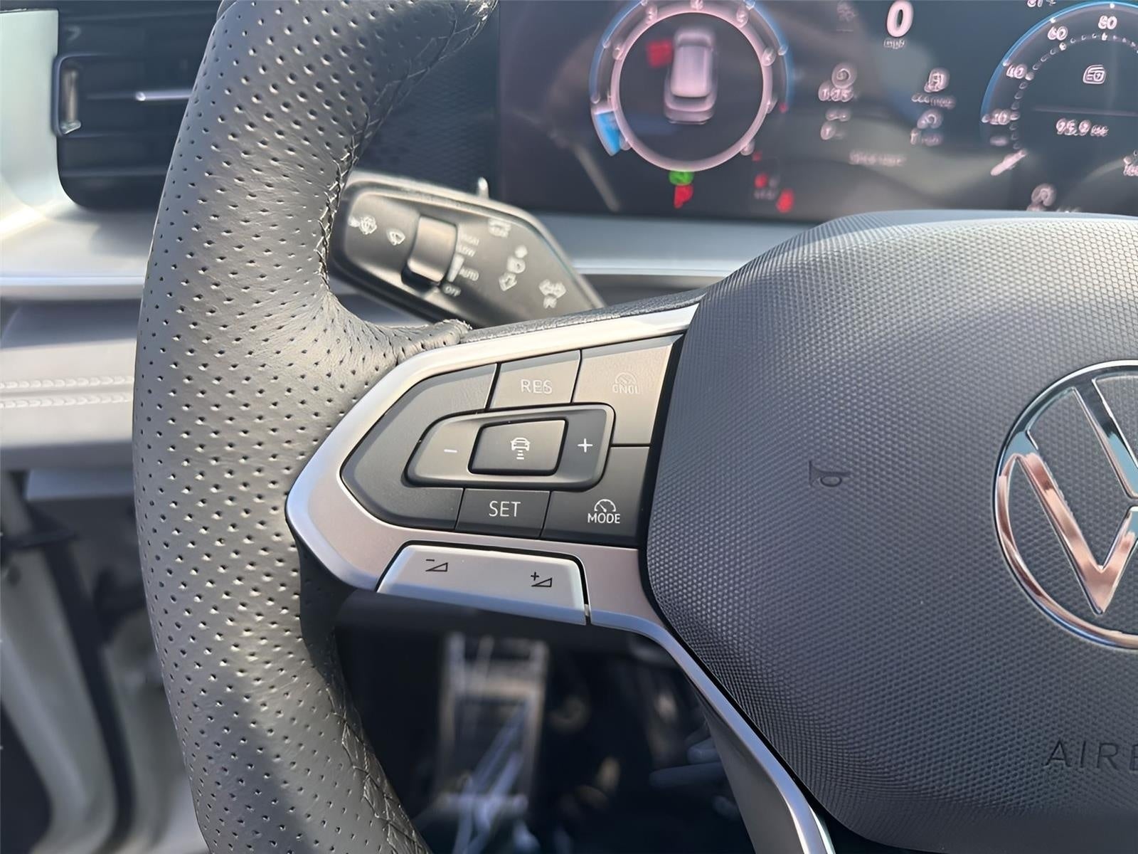 2026 Volkswagen Tiguan SE R-Line Black 4MOTION
