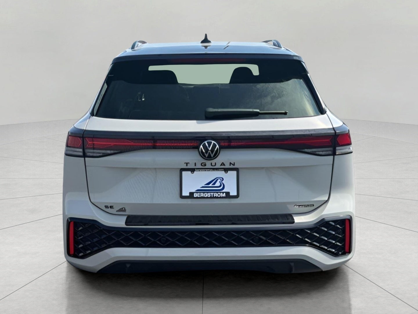 2026 Volkswagen Tiguan SE R-Line Black 4MOTION