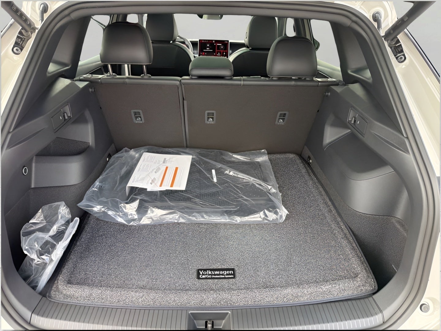 2026 Volkswagen Tiguan SE R-Line Black 4MOTION