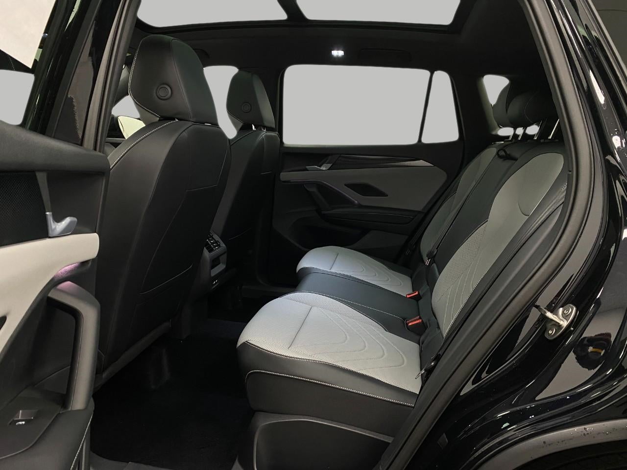 2026 Volkswagen Tiguan SE R-Line Black 4MOTION