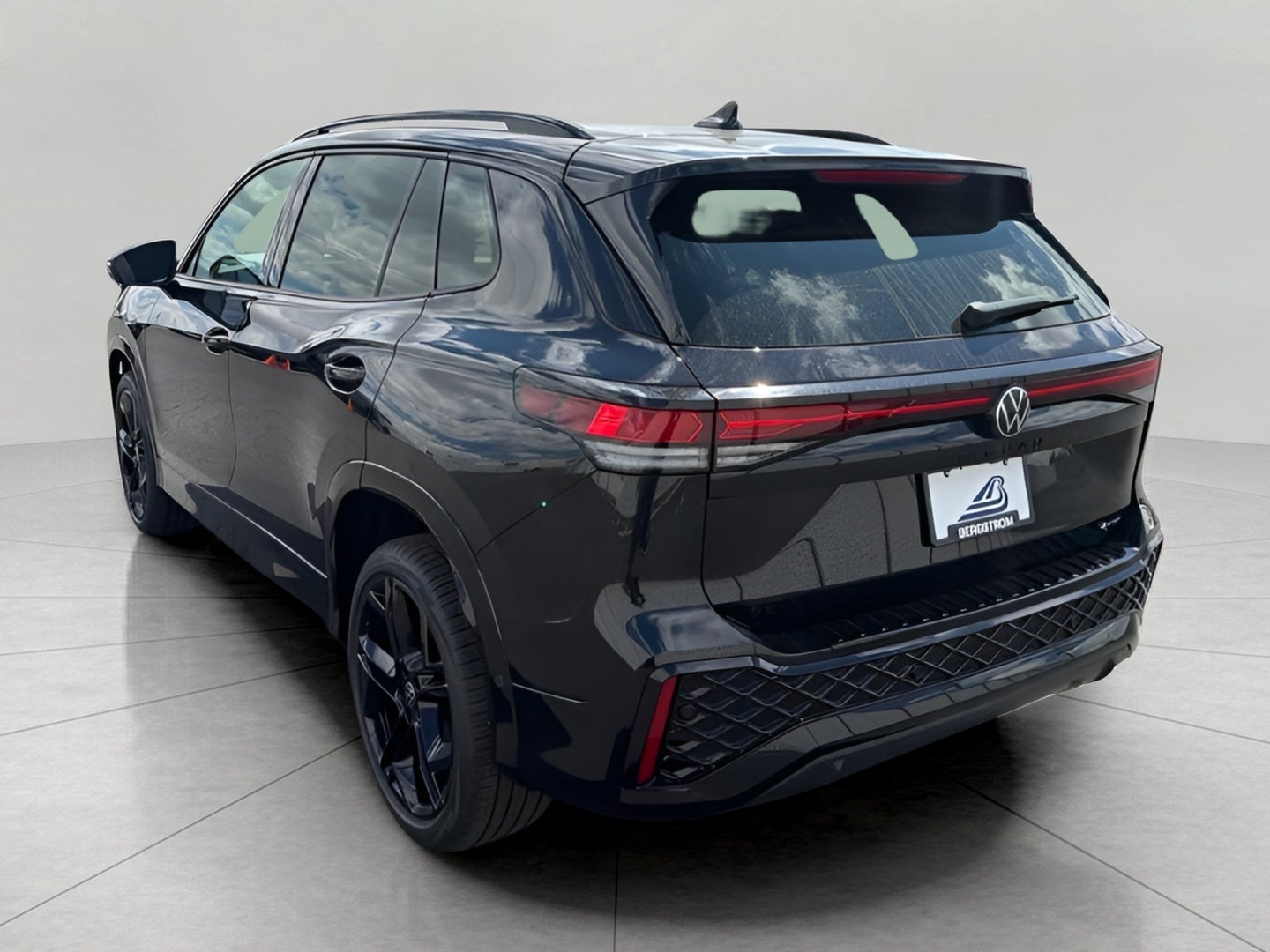 2026 Volkswagen Tiguan SE R-Line Black 4MOTION